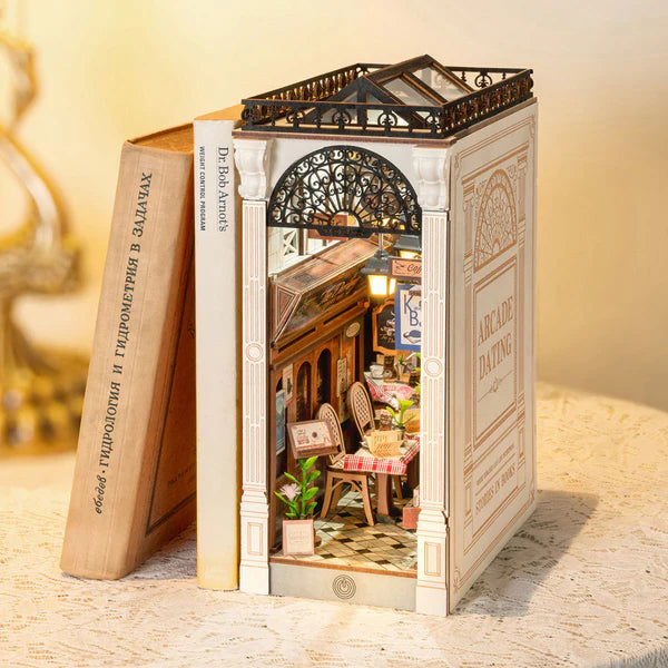 Arcade Dating DIY Book Nook Diorama fai da te Miniature