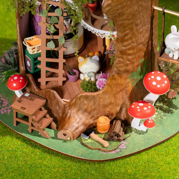 Casa sull'albero da favola, casa in miniatura fai da te