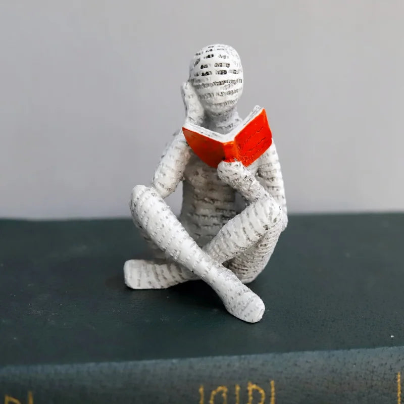 Statua Lettura Minimal – Decorazione per Amanti dei Libri 📚✨