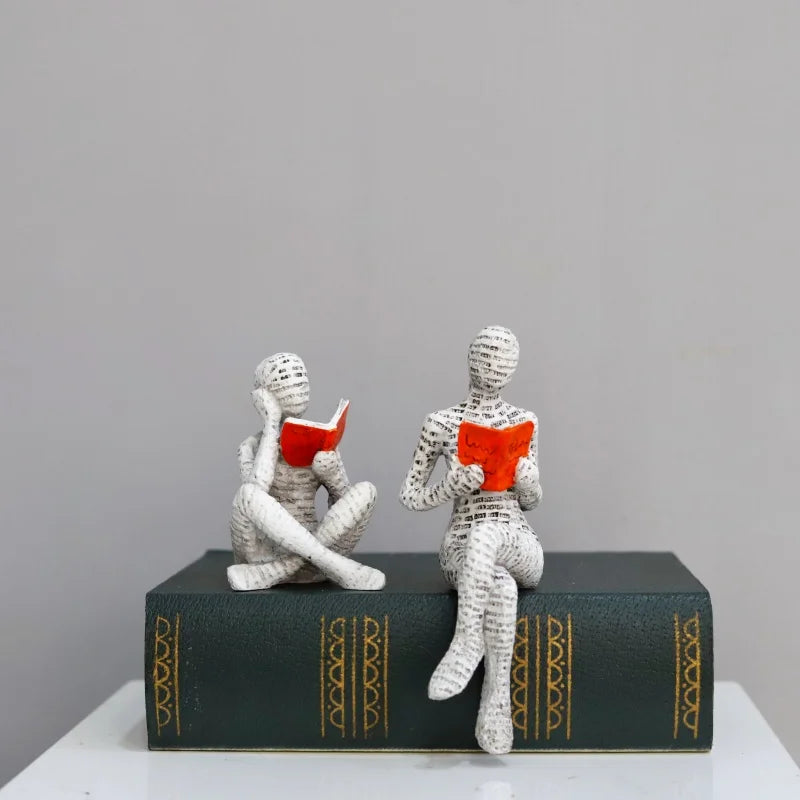 Statua Lettura Minimal – Decorazione per Amanti dei Libri 📚✨
