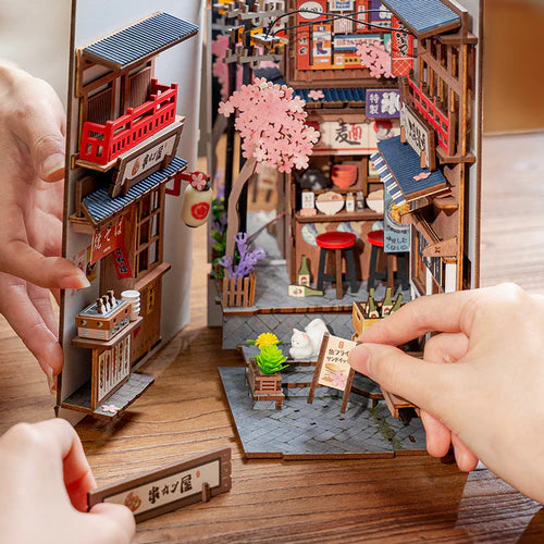 Sakura Wine Alley DIY Book Nook Kit Diorama Miniature
